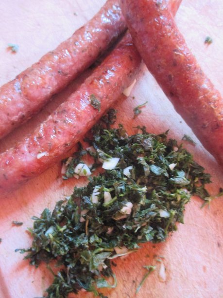 香辣香肠配猪肉图片下载