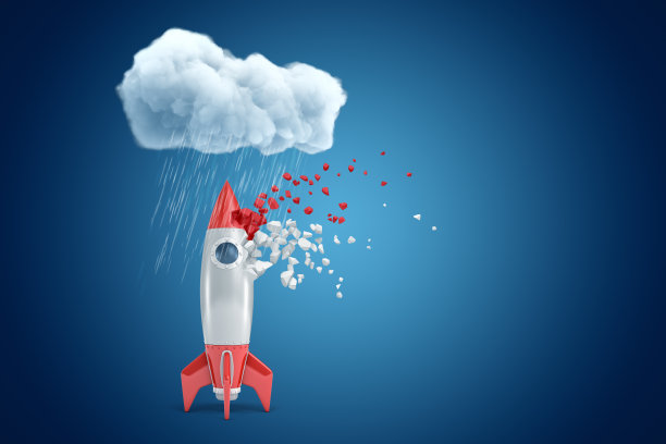 火箭站在雨云下的3d渲染，开始分解成碎片，在蓝色背景与复制空间。图片下载