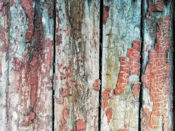 抽象的垃圾木材纹理背景。红色和蓝色的旧木纹理图片下载