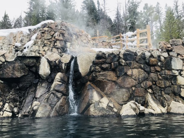 冬天的科罗拉多温泉图片下载