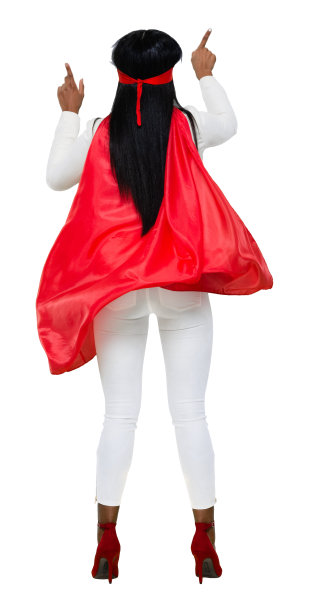 后视镜/后/全长/一个20-29岁的成年人美丽的黑发拉丁美洲和西班牙裔女性/年轻女性主持人/女商人/商人/女超人/超级英雄/女英雄站/呈现图片下载