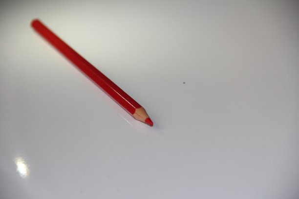 纸和笔图片下载