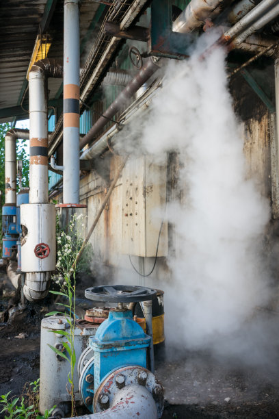 工厂的压力管道图片下载