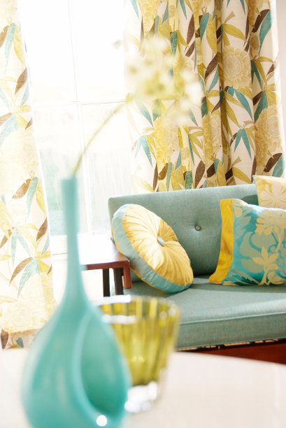 现代客厅的内部图片下载