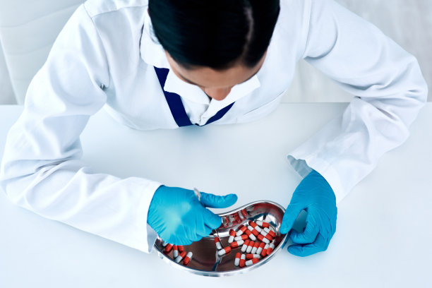 精准是制药行业的关键图片下载