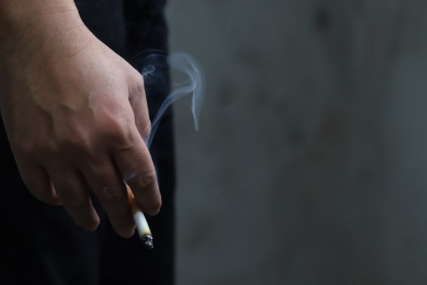 吸烟致癌图片下载