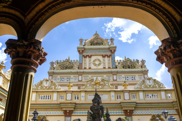 越南美寿的永庄寺内部景象图片下载