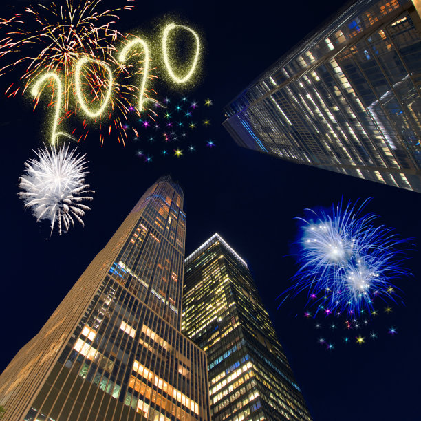 2020年新年焰火在美国纽约市上空绽放图片下载
