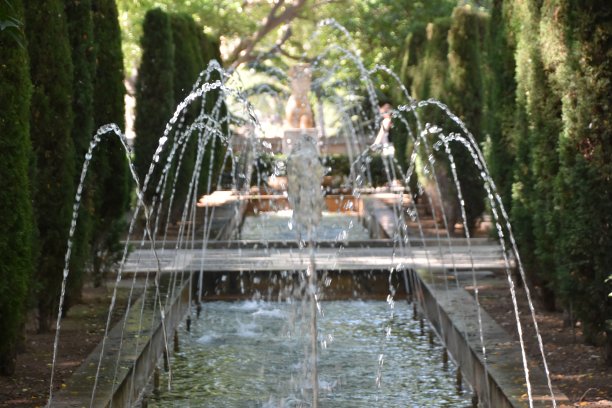 帕尔马的地中海喷泉图片下载