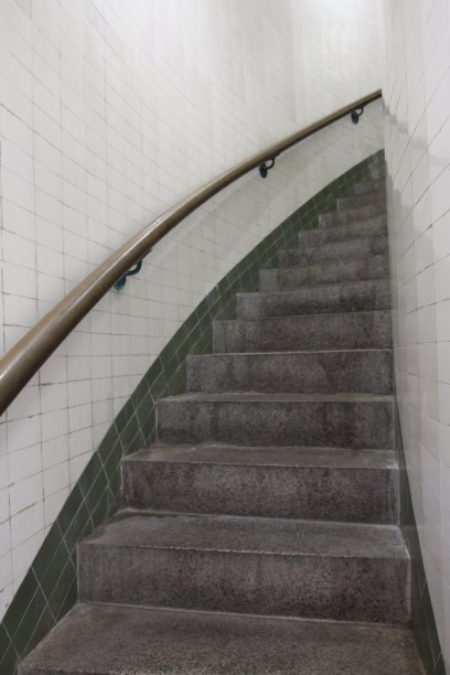 旋转楼梯图片下载