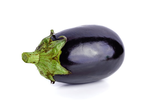 鲜紫茄子，在白色背景上隔离图片下载