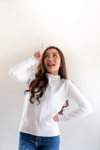 年轻的成年女孩图片下载