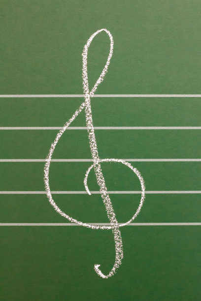 G谱号的黑板上的音乐空白五线谱图片下载