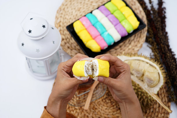 棉兰印度尼西亚榴莲蛋糕或榴莲煎饼图片下载