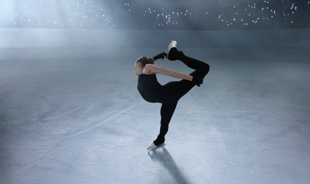 花样滑冰。图片下载
