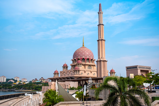 马来西亚普加蒂亚的儿子清真寺节日习俗图片下载