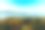 鸟瞰图，秋叶树木与薄雾，山和蓝天在日出，捷克风景，彩色照片图片下载