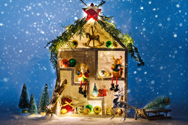 奇妙的圣诞木屋图片下载