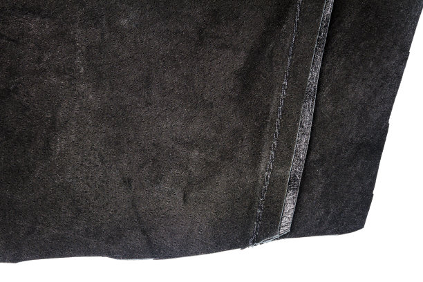 一块黑色皮革，背面图片下载