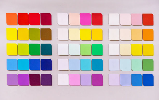 调色板从饱和色到中性色。图片下载