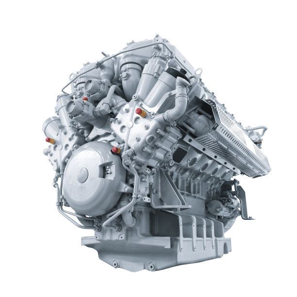 发电机。柴油和天然气工业发电机。在白色背景上隔离图片下载