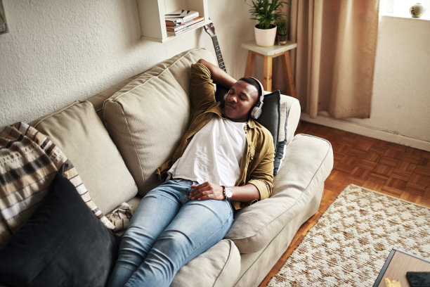 有些歌只是让你入睡…图片下载