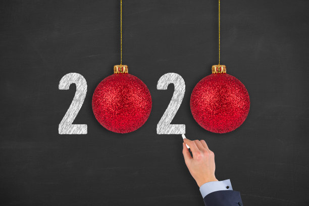 新年的概念2020在黑板的背景图片下载