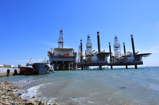 近海钻井平台图片下载
