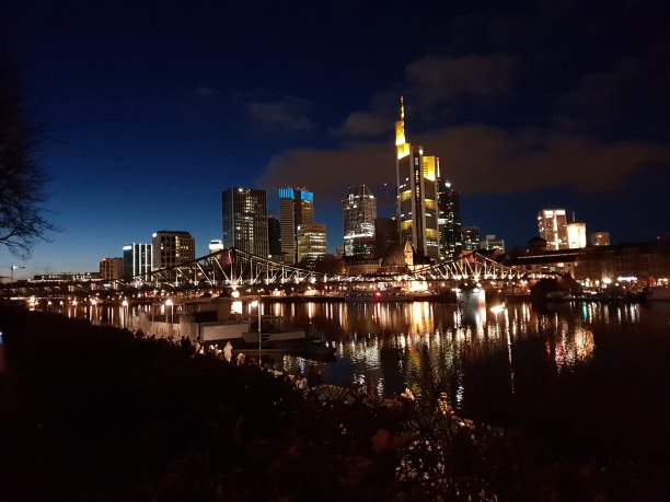 法兰克福蓝色小时图片下载