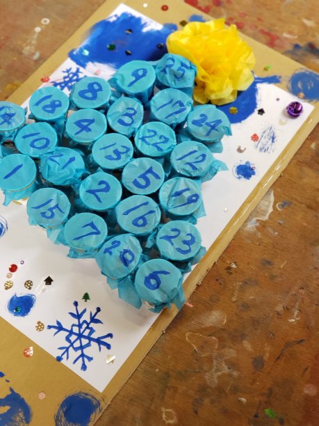 出现日历图片下载