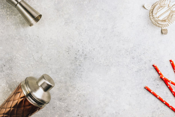 制作鸡尾酒的酒吧工具图片下载