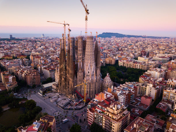 圣家族的鸟瞰图图片下载