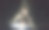 女孩晚上拿着手电筒在毯子下看书。图片下载