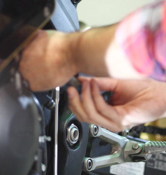 自行车修理图片下载