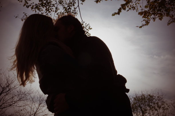 夫妇在爱图片下载