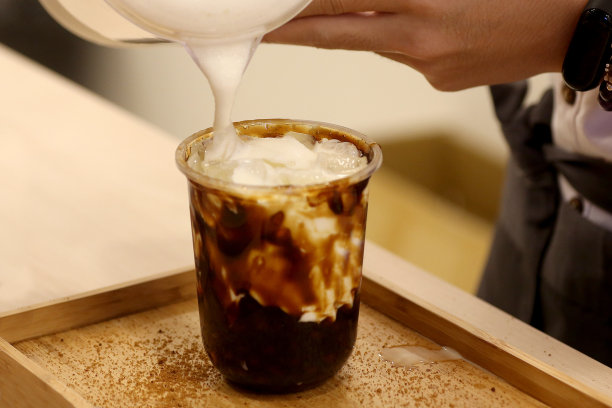 杯中的波巴-从零到英雄!图片下载