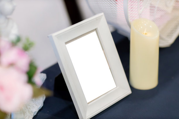 空白豪华灰色相框与家居装饰圣诞主题添加文字。图片为背景，墙纸，复制空间，对象，文章和插图。图片下载