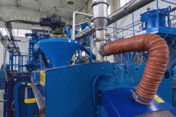 车间为油菜生产加工、生物燃料生产、油菜籽油生产，车间设有工作设备、燃料、生物柴油图片下载