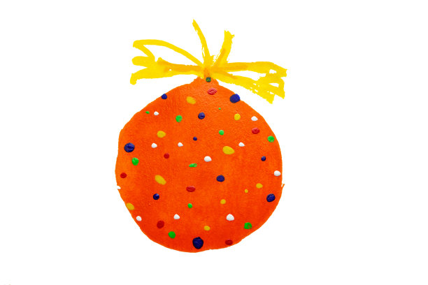 水彩画画的橙色圣诞小彩球球，孤立图片下载