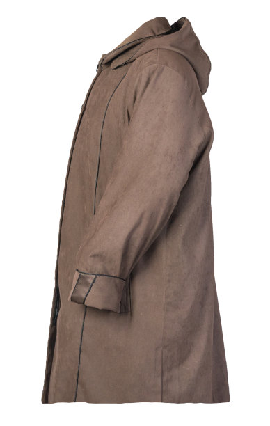 有兜帽的女性被毛孤立在白色背景上。图片下载