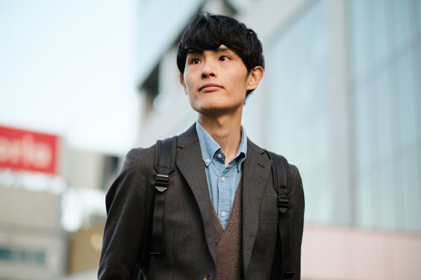 年轻商人的肖像图片下载