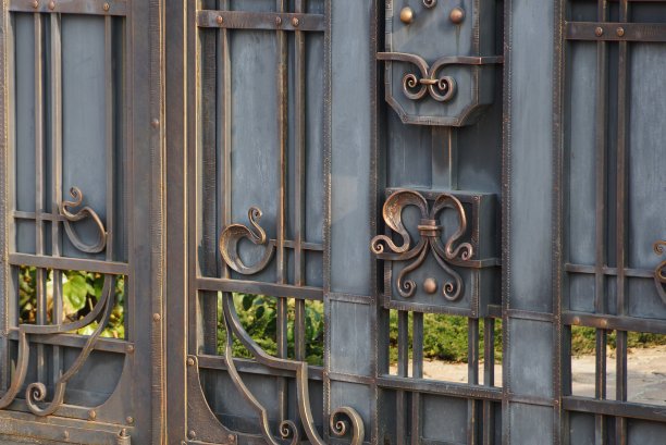 铁墙上的铁艺金属背景图片下载