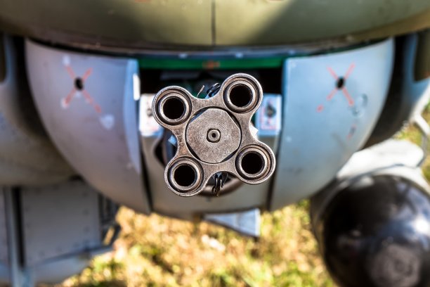 旋转式机关枪枪管图片下载