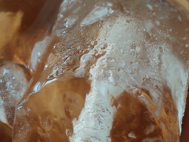 融化的冰图片下载