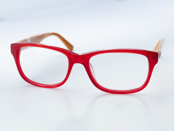 红色眼镜框架孤立图片下载