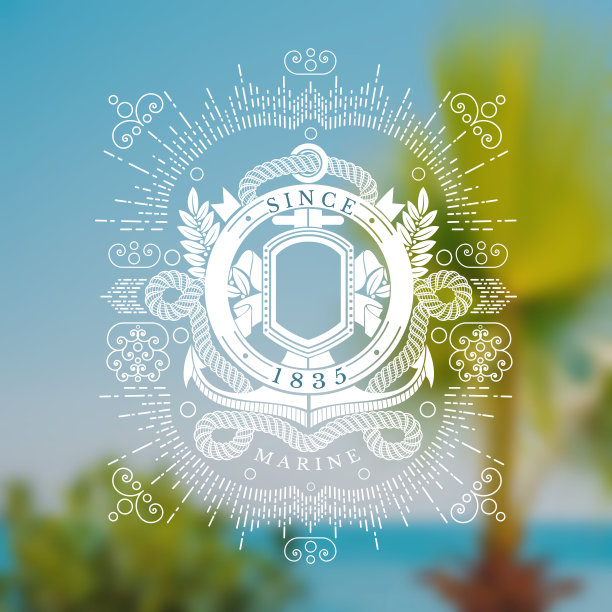 带锚和绳子的圆形缎带框架。模糊照片背景上的海洋标签图片下载