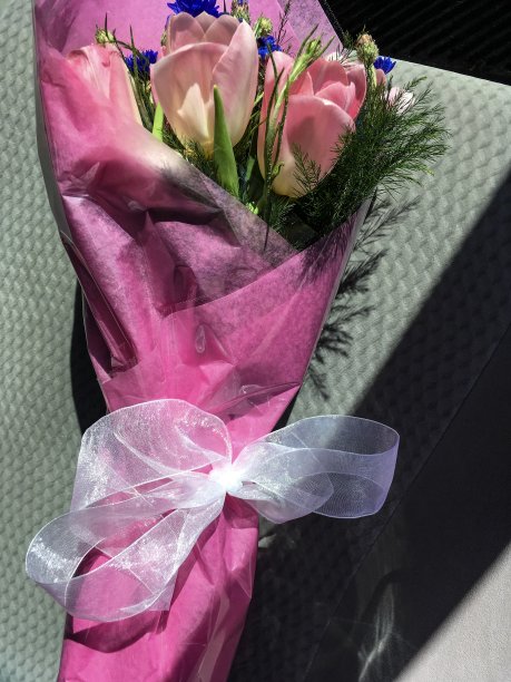 IMG_4208带丝带的彩色花束图片下载