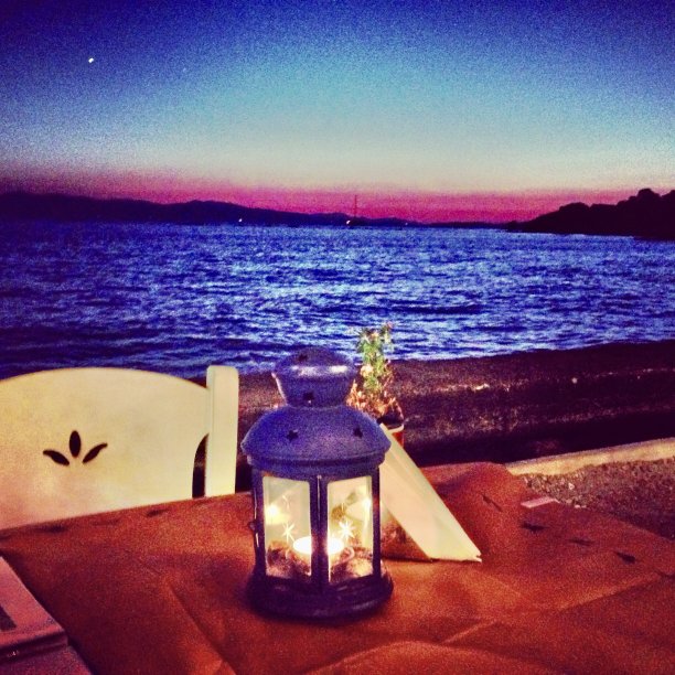 埃伊纳岛浪漫的日落图片下载