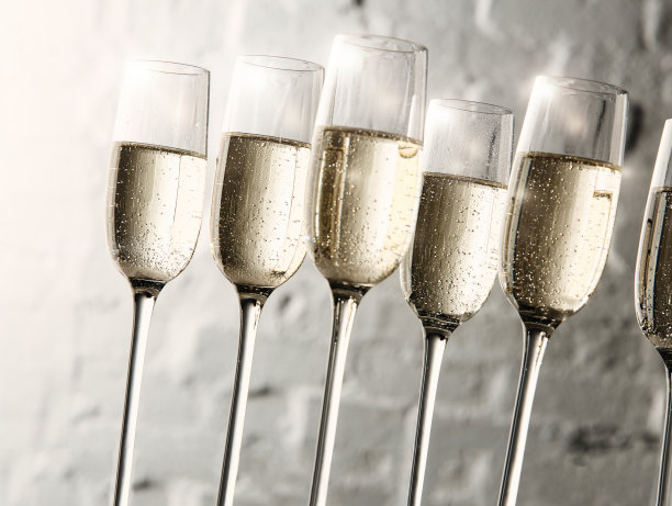 香槟杯图片下载