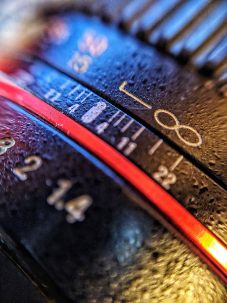 镜头的聚焦比例接近图片下载